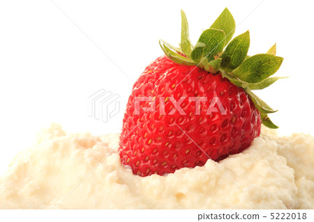 Strawberry and curd Strawberry and curd 5222018