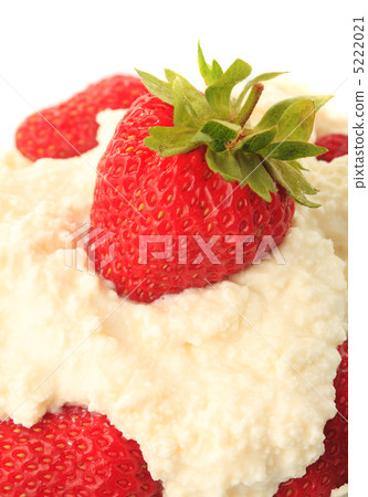 Strawberry and curd 5222021