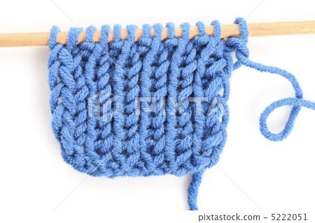 Knitting isolated 5222051