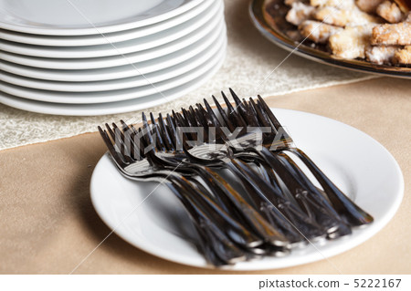 Served table 5222167