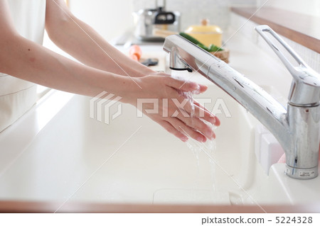 Hand wash in the kitchen Hand wash in the kitchen 5224328