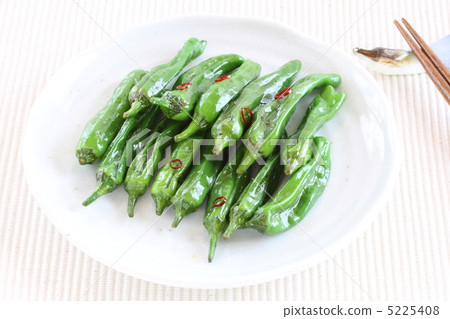 炒菜“Shishito” 5225408