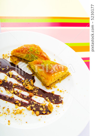 Traditional turkish sweet dessert Traditional turkish sweet dessert 5230177
