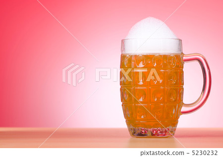 Beer glass on the table 5230232