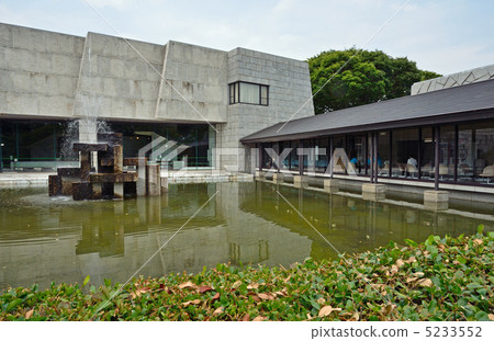 Walking Mito · Ibaraki Prefectural History Hall 5233552