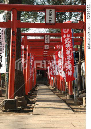 岸上01 5234051