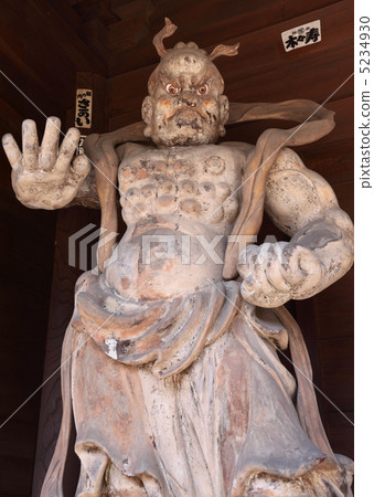 四國佛第76號佛教寺院“神谷寺”和服雕像 5234930