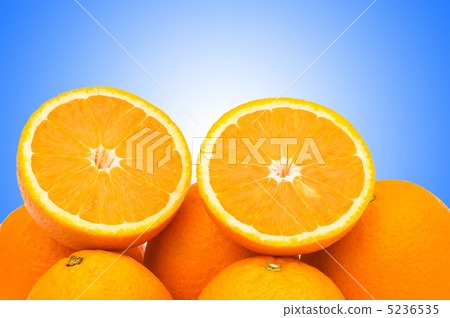 Oranges on the gradient background Oranges on the gradient background 5236535