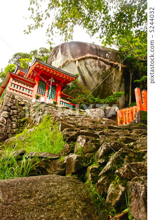 Kamikurayama mountain top Gotobiki rocks and halls (Shingu Shi Kamikura / Wakayama prefecture) 5244032