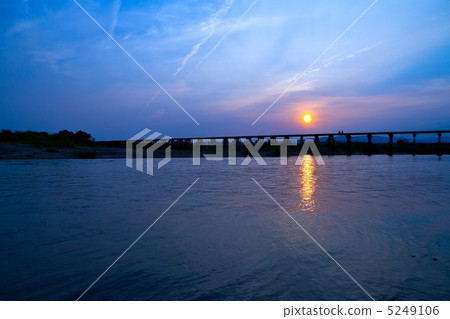 流橋夜景 5249106