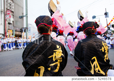 Awa dance  5249378