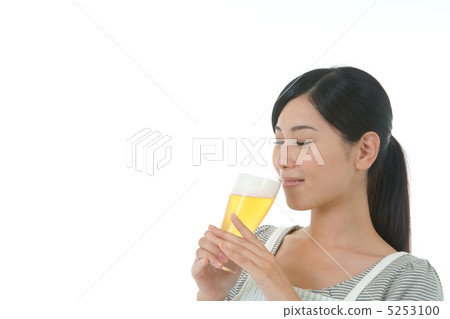 Housewife (beer) Housewife (beer) 5253100