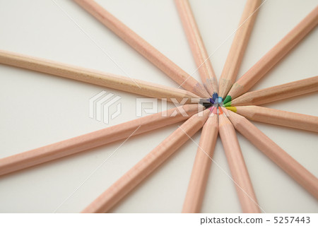 Colored pencil (circle) Colored pencil (circle) 5257443