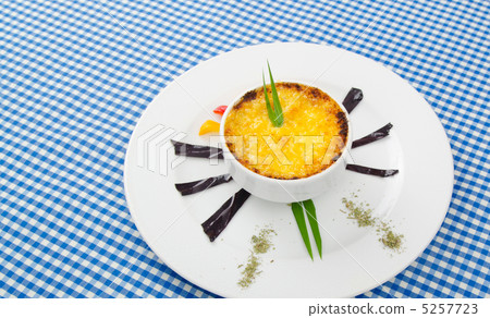 Mushroom en cocotte - frech cuisine 5257723