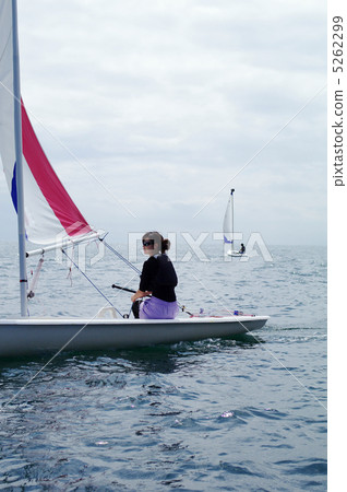 景觀與一艘遊艇 景觀與一艘遊艇 5262299