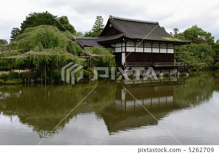 Heian Jingu Shrine, Naomi Kan at early summer 5262709
