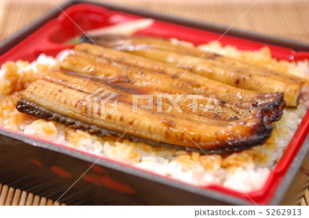 美味的鰻魚盒午餐 美味的鰻魚盒午餐 5262913