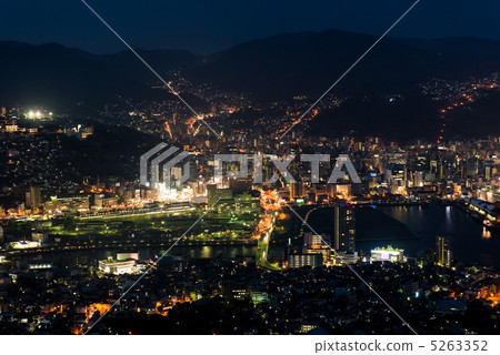 Night view: Nagasaki Night view: Nagasaki 5263352