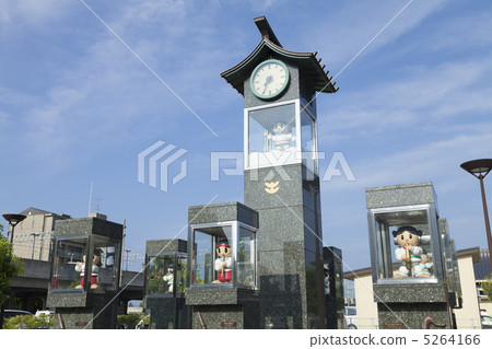 Karakura clock in front of Izumo-shi station 5264166