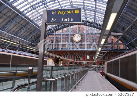 St. Pancras Station Eurostar 5267587