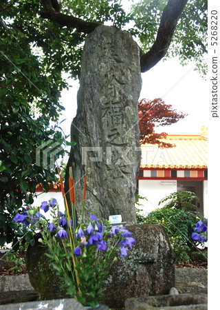 Tomb of Xu Fook (Xu Fook Park / Shingu City, Wakayama Prefecture) Tomb of Xu Fook (Xu Fook Park / Shingu City, Wakayama Prefecture) 5268220
