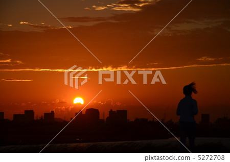 在回家的路上日落 5272708