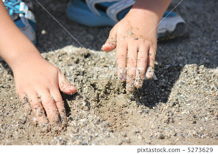 Playing sand 5273629