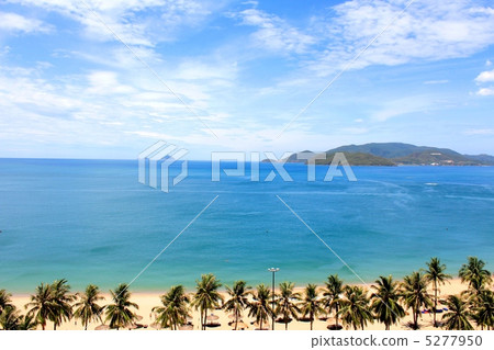 Ocean View 5277950