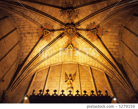 Santa Eulalia Cathedral inside 5279150