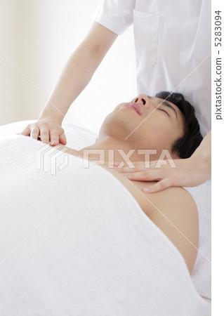 Men's beauty treatment salon 5283094