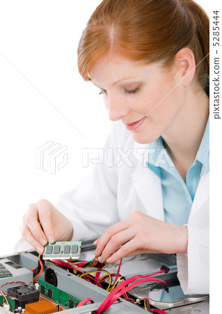 Female support computer engineer - woman repair Female support computer engineer - woman repair 5285444