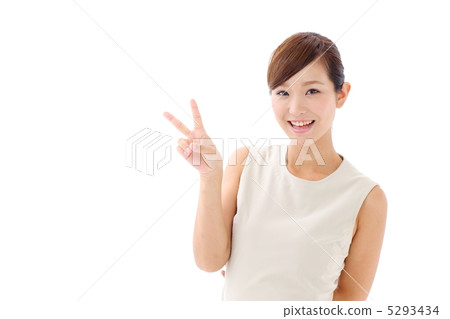 A woman to piece A woman to piece 5293434