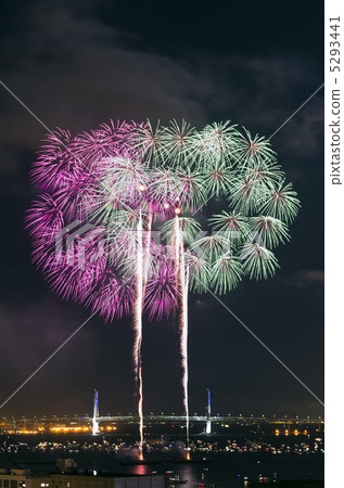 橫濱港的煙花 橫濱港的煙花 5293441