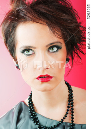 Fashion beauty concept with attractive woman 5298965
