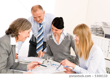 Business team meeting people around table Business team meeting people around table 5300110