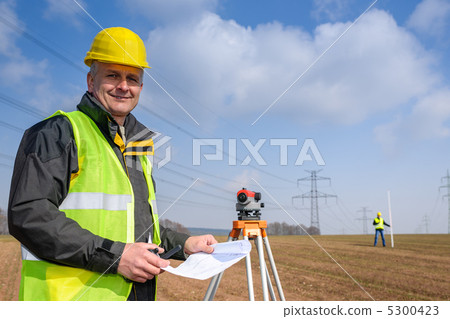 Geodesist wear reflective vest measure land Geodesist wear reflective vest measure land 5300423
