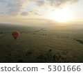 從氣球看到的非洲的日出 5301666