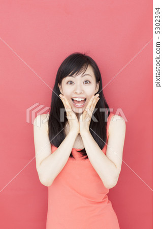 欣喜的女人 5302394