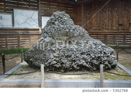 Sazare stone (Izumo Taisha / Izumo city Shimosa-cho, Shimane prefecture) 5302766