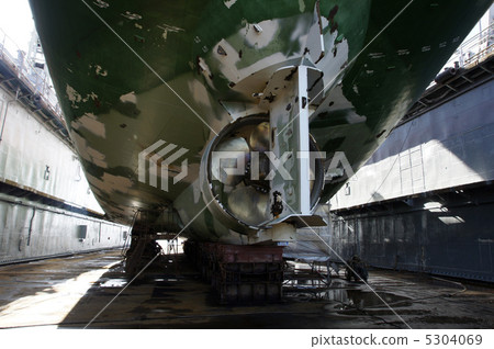 Forages of the ship Forages of the ship 5304069