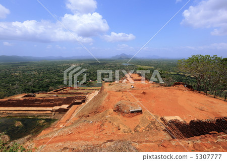 Sigiriya Rock 5307777