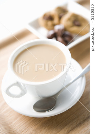 Cafe au lait 5310830