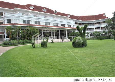 Centara Grand Beach Resort Hua Hin 5314259