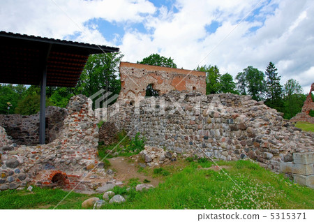 Ruins of a castle 5315371