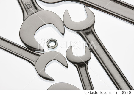 spanner 5318530