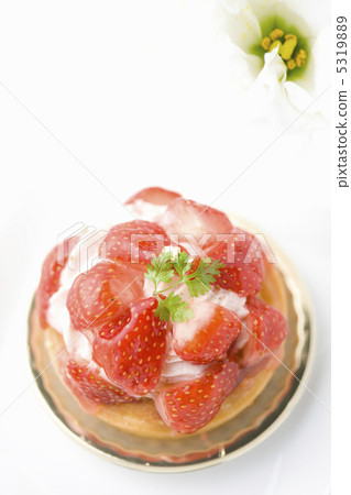 Strawberry tart 5319889