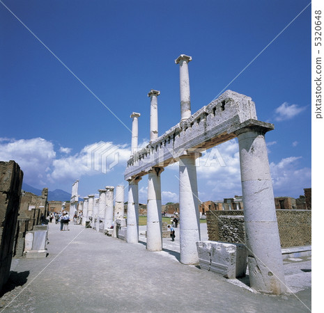 Pompeii ruins 5320648