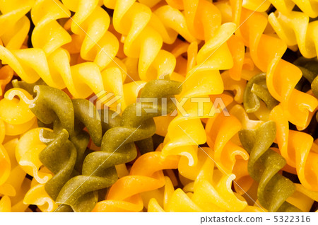 Close up of italian pasta - spiral shaped 5322316