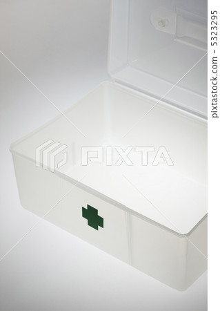 First aid kit 5323295