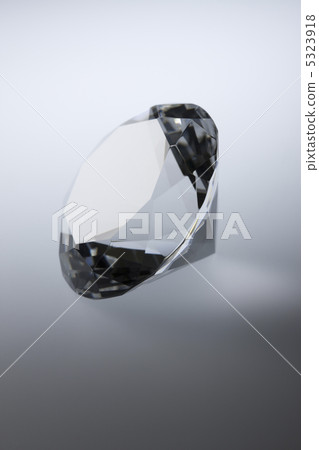 diamond diamond 5323918